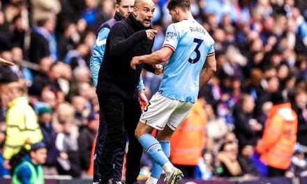 Peran Pelatih Dalam Kesuksesan Tim Sepak Bola