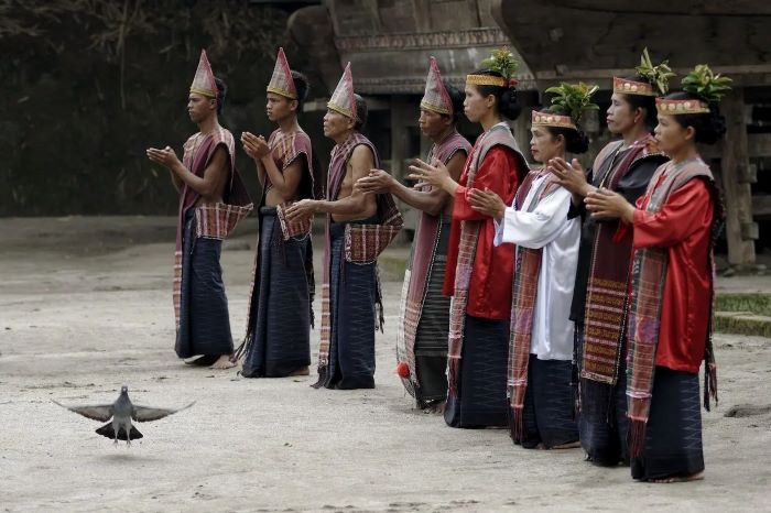 Ragam Kebiasaan Unik Dalam Kehidupan Sehari-Hari