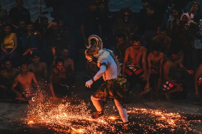 Ragam Budaya Indonesia Yang Menyimpan Cerita